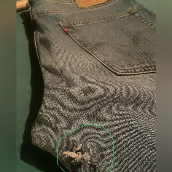 Men’s “Levi Strauss” Blue Jeans - Picture 4 of 5